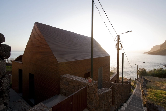 马德拉岛UNI住宅  - 独立住宅