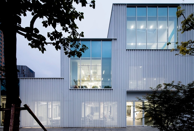 Incubadora de Innovación CaoHeJing / Schmidt Hammer Lassen Architects - Reconversión