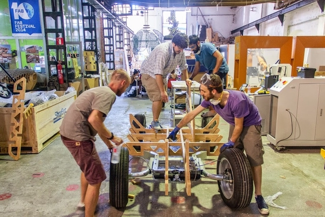 IAAC y MIT unen fuerzas en Fab City, la iniciativa que busca cambiar paradigma de la economía industrial  - Imagen Principal