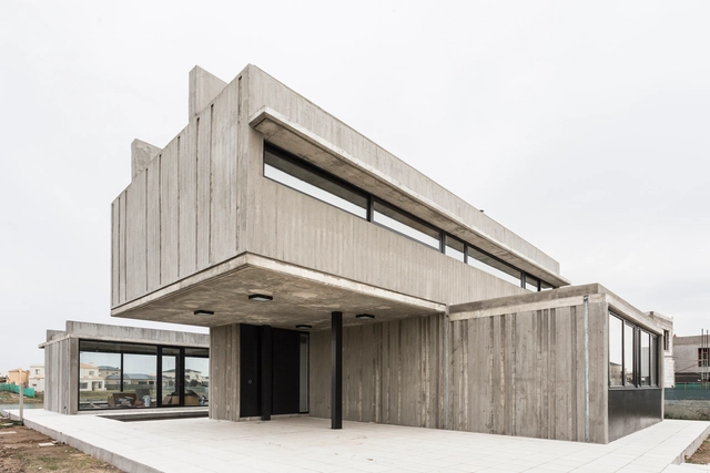 Casa NGM / [Giani.Huarte-gh.arquitectos]  - Casas, Fachada