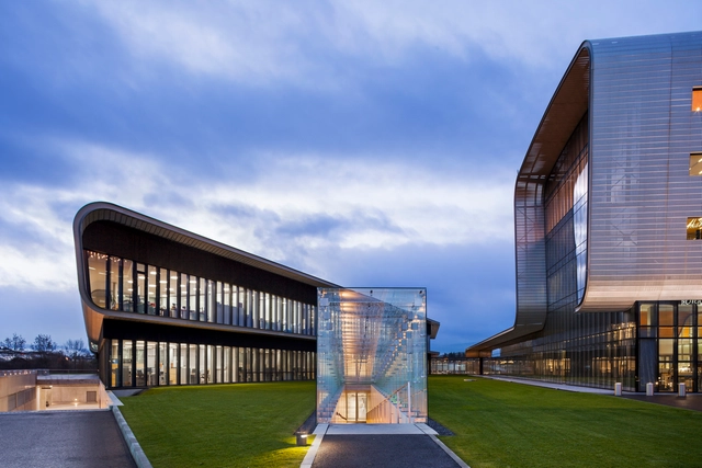 江诗丹顿总部 / Bernard Tschumi Architects - 零售建筑