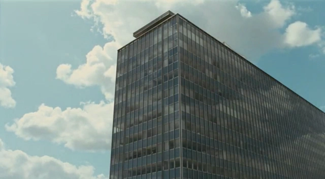 Os erros da arquitetura moderna segundo o cineasta Jacques Tati - Imagem de Destaque