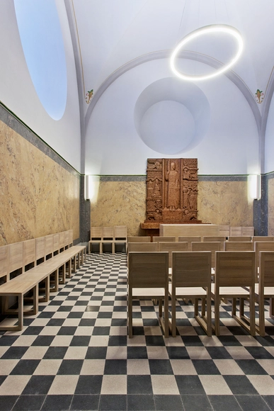 Renovación de la Catedral de Szeged / 3h architecture + Váncza Muvek Studio - Renovación
