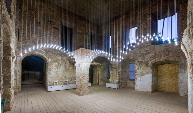 Reframe / Alexandru Fleșeriu + Péter Eszter - Renovación