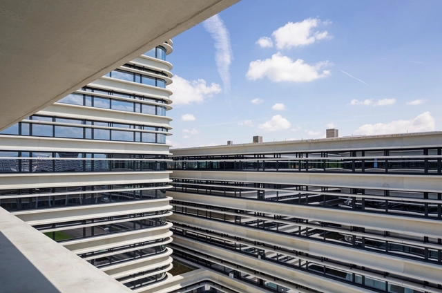 Tic Tric Trac / baumschlager eberle - Edificios Institucionales