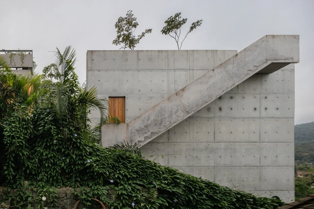 Casa Ubatuba II / SPBR Arquitetos - Casas