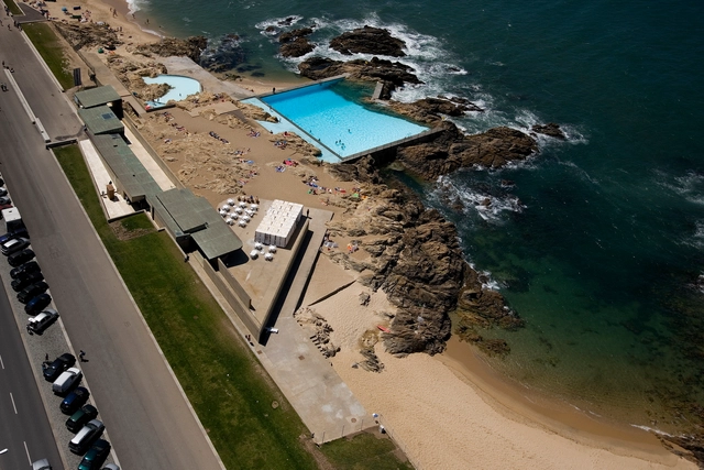 As Piscinas de Marés de Leça da Palmeira, de Álvaro Siza Vieira, completam 50 anos - Imagem de Destaque