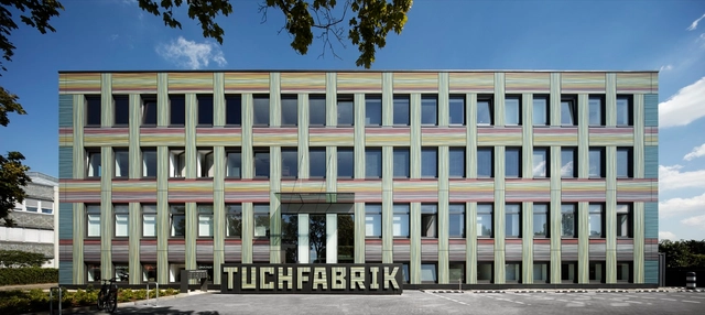 Tuchfabrik  / Tchoban Voss Architekten - Fábrica