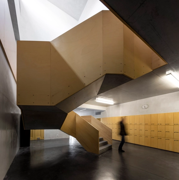 Santa Maria High School / Appleton e Domingos Arquitectos - Refurbishment, Facade