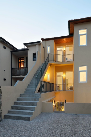Casa en Avenida Fernão de Magalhães   / Alessandro Pepe Arquitecto - Casas