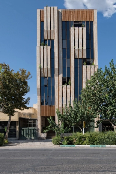 Edificio Oficial Jey / Sarsayeh Architectural Office - Tienda