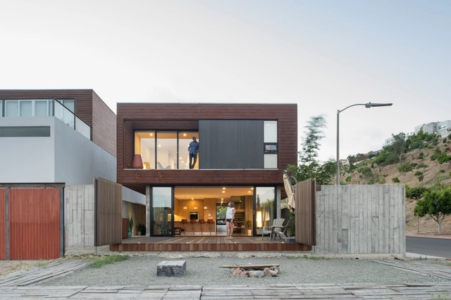 Casa GS  / graciastudio - Casas, Fachada, Puerta, Bancas, Sillas