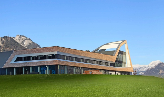 Narzissenbad Aussee 温泉度假村 / Schulz Architektur - 水疗设施