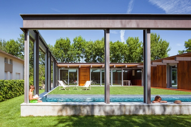 La Casa a Cielo Abierto / Arnau Estudi d'Arquitectura - Casas
