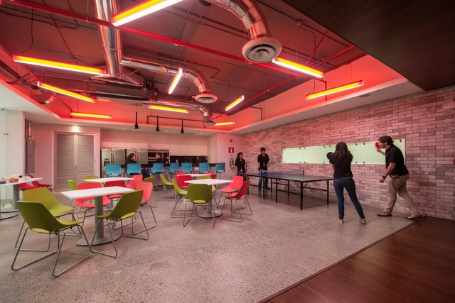 Oficinas Publimark  / Lacayo Arquitectos  - Interiores De Oficina, Sillas, Mesas