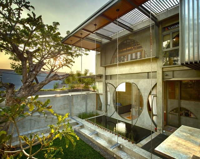 Casa Guild / Realrich Architecture Workshop - Casas