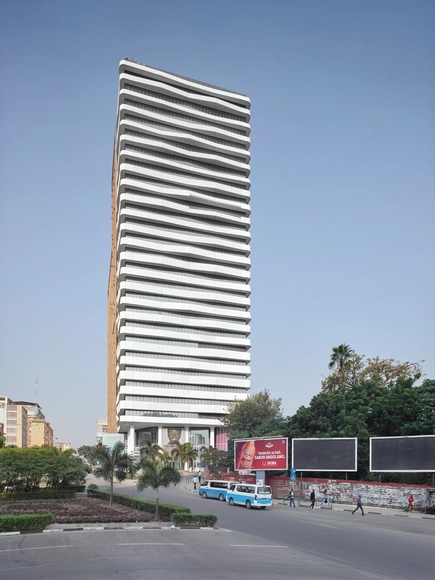Primera torre congresista en Luanda / Costa Lopes - Edificios Institucionales