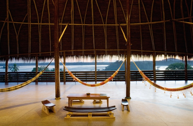 Instituto Socioambiental – ISA  / Brasil Arquitetura - Instituto, Banco, Cadeira