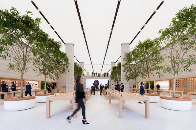 Apple Regent Street  / Foster + Partners - Loja