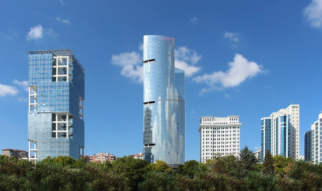 Torre Regnum Sky / MSA Architects - Edificios Institucionales