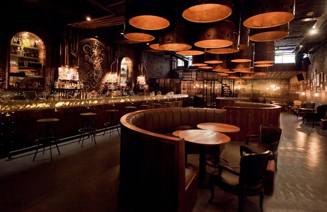 Victoria Brown / HM.Arquitectos - Fijación Vigas, Mesas, Iluminación, Sillas