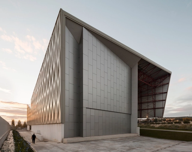 西班牙卢塞纳市政礼堂 / MX_SI architectural studio - 礼堂