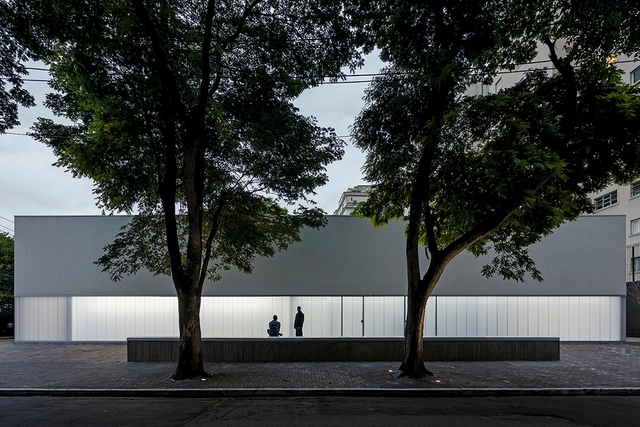 Casa Triângulo / Metro Arquitetos Associados - Casas