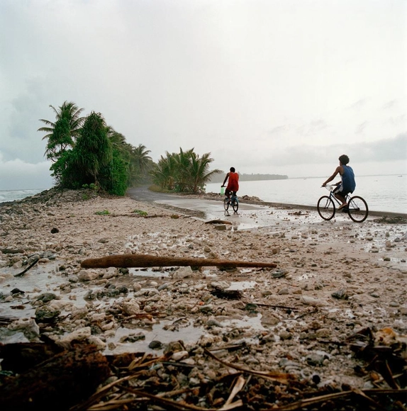 Insularidad y espacio híbrido: Hacia un habitar oceánico - Imagen Principal