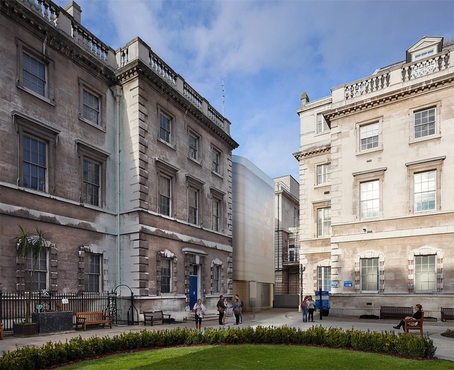 Steven Holl on Combining Heritage and Modern Healthcare Design at His Maggie's Centre Barts - Featured Image