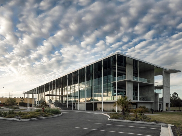 KDV Golf and Tennis Academy  / Shiro Architects - Exterior Photography, Recreation & Training, Facade