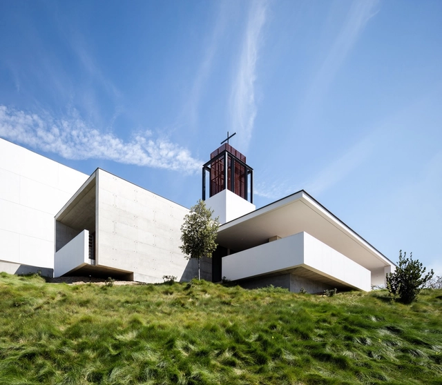 Igreja Católica St. Thomas More / Renzo Zecchetto Architects - Igreja