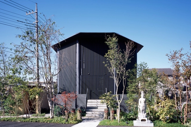 Casa mortuoria Hasshoden en Templo Ryusenji / Love Architecture - Templo