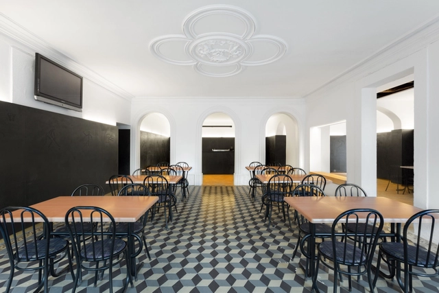 Club Académico de Fútbol de Oporto / Impare Arquitectura - Reconversión