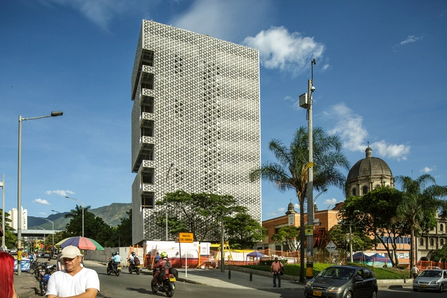 O edifício que respira: a construção da nova sede da Empresa de Desenvolvimento Urbano (EDU) em Medellin - Edifícios Institucionais