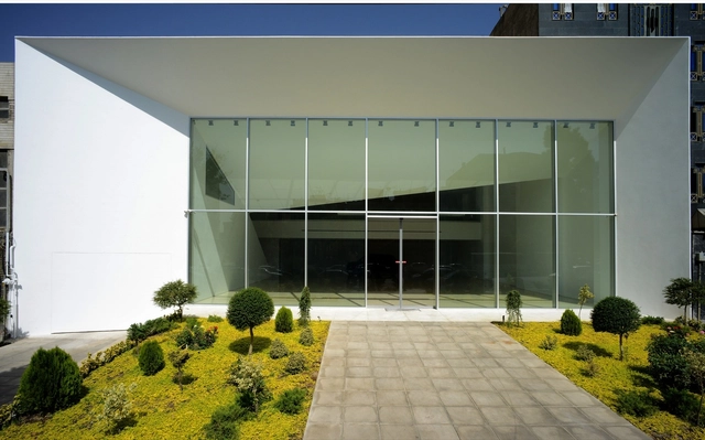 Tehranpars Showroom / FEA Studio - Showroom