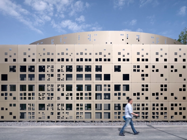 Nuevo edificio de laboratorio para obras de drenaje municipal / KSG Architekten - Edificios Públicos