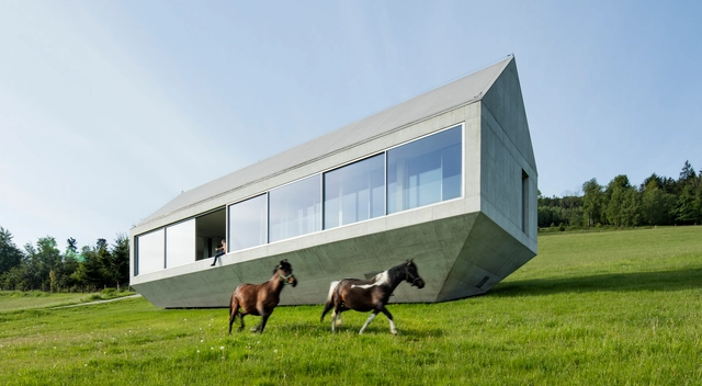 Arca de Konieczny / KWK Promes - Casas