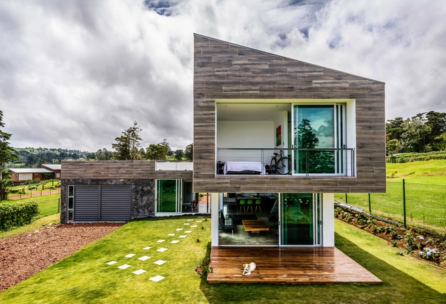 Casa Vistas al Volcán / ARQ. Arte y Diseño Digital - Casas