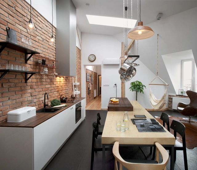Loft em um Edifício Histórico / CUNS - Edifício De Apartamentos