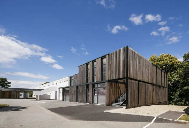 Escuela Goh Lanno / Studio 02 - Escuelas