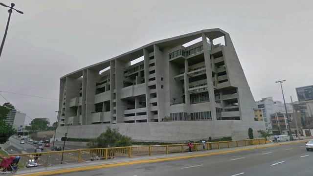 La Megaforma fallida: el campus de la UTEC en Lima - Imagen Principal