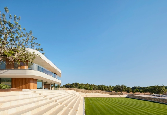 Tennis Terraces / GRAS arquitectos - Centro Multideportivo