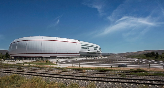 Estadio Sivas / Bahadir Kul Architects - Estadios