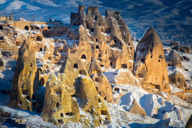 Las chimeneas de Capadocia: la simbiosis entre el hombre y la roca - Imagen Principal