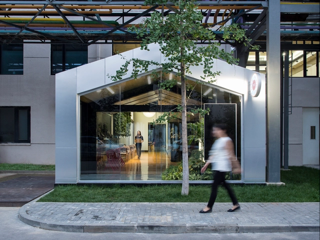 MeePark / LATITUDE - Arquitectura De Oficinas