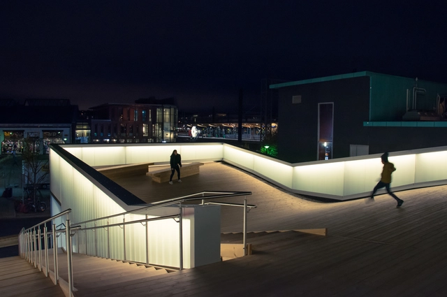 挪威Lillestrøm自行车酒店 / Various Architects - 停车场