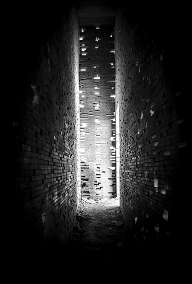 La Muralla Nazarí bajo el lente de Niveditaa Gupta - Fotografía De Arquitectura
