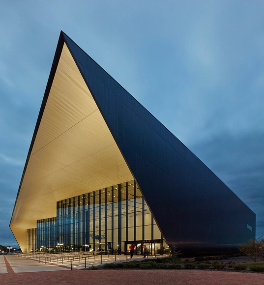 Owensboro-Davies郡会议中心 / Trahan Architects - 展览中心