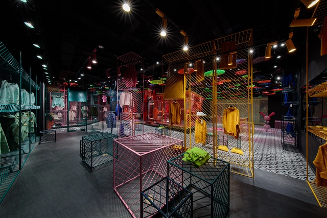 JOOOS Fitting Room / X+Living - Retail , Lighting