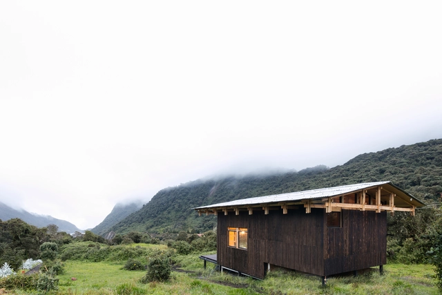 WUK 01 Sacha-Yacu  / ERDC arquitectos - Casas, Bosque